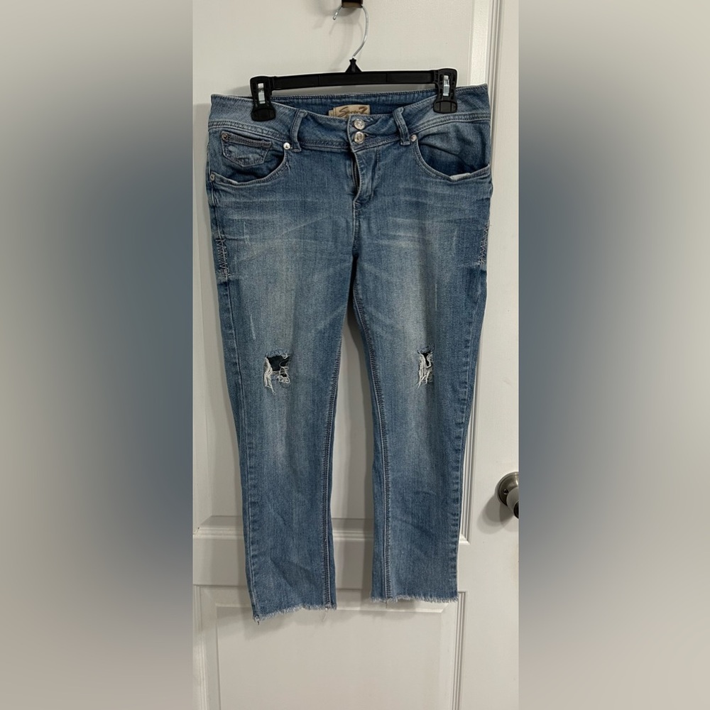 Seven7 Jeans